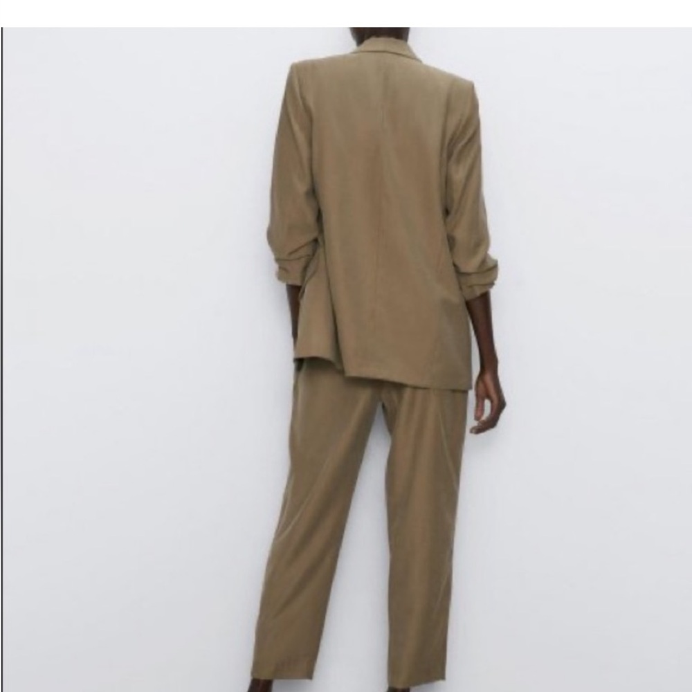 Zara rolled up sleeves blazer - Picture 3 of 9